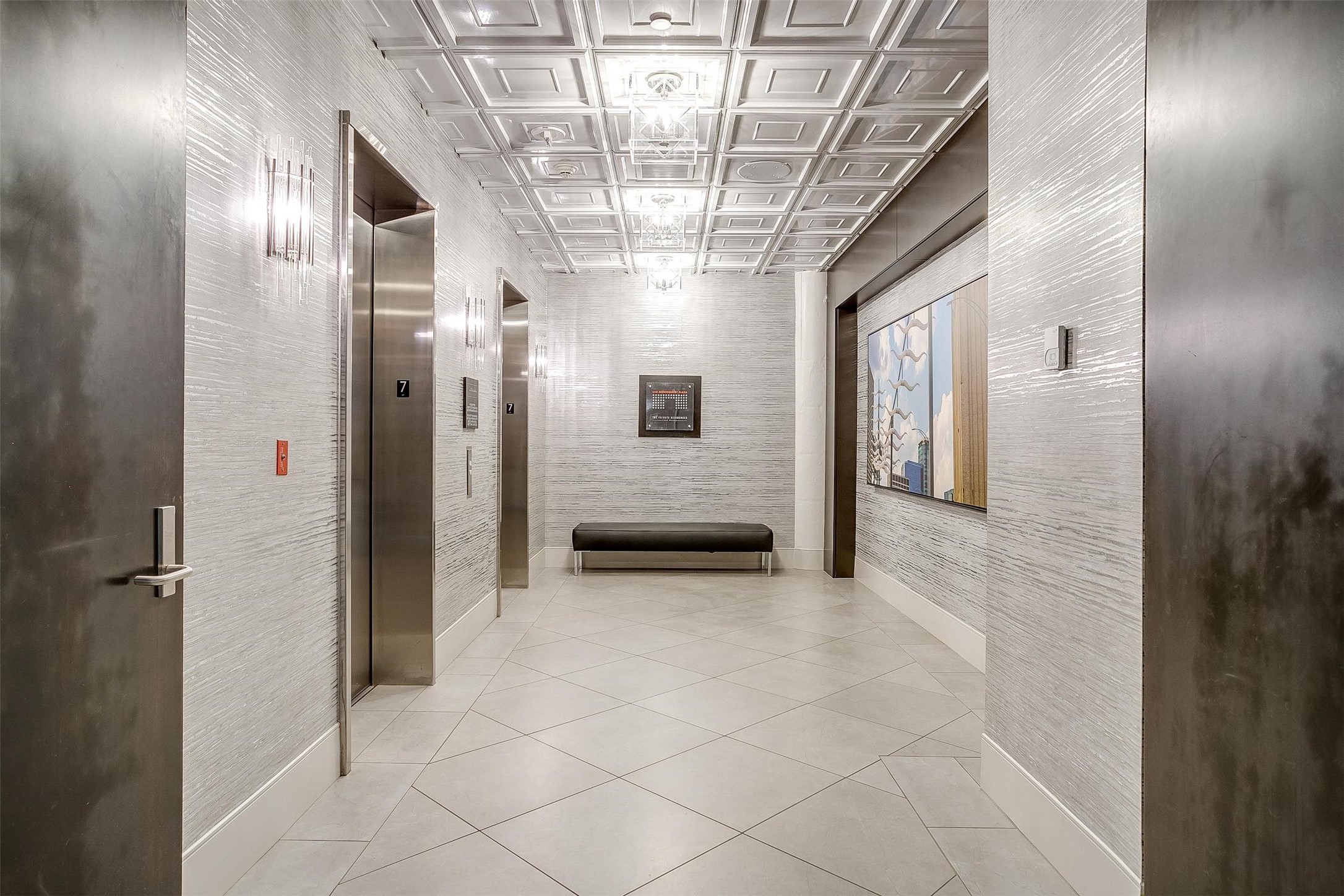 2600 W 7th Street 2746