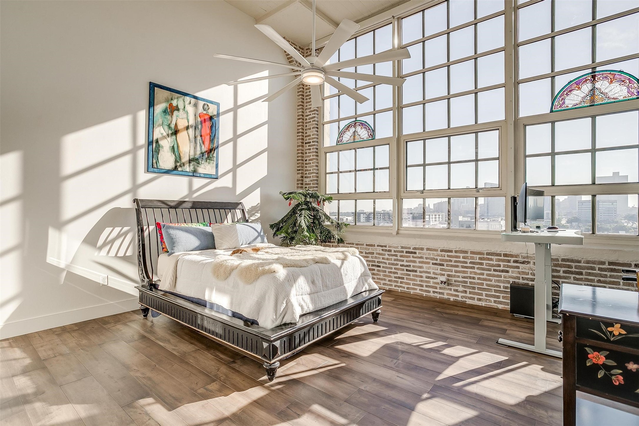 2600 W 7th Street 2746