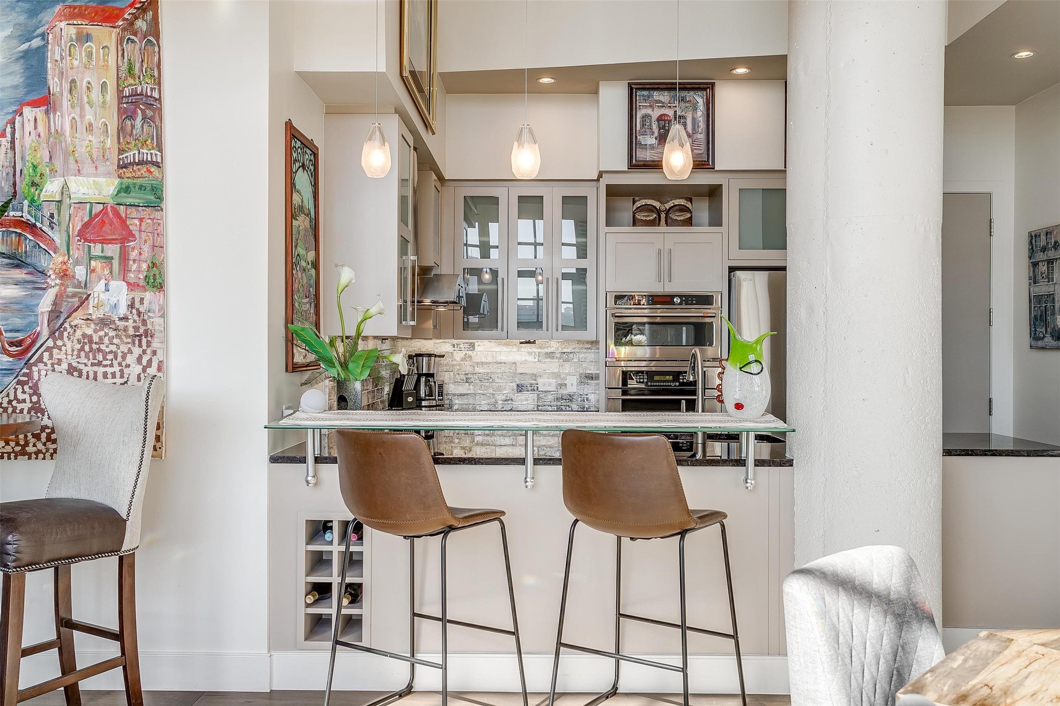2600 W 7th Street 2746