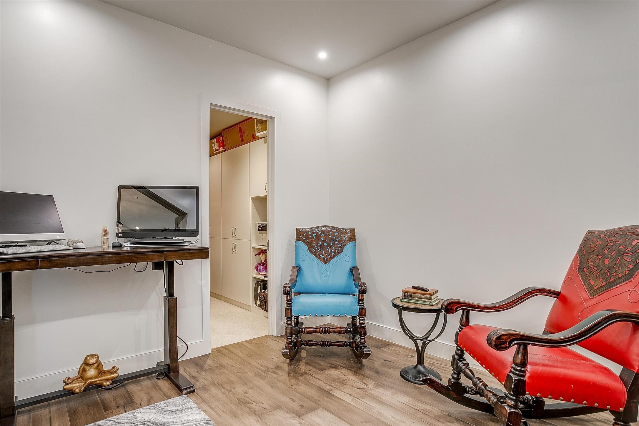 2600 W 7th Street 2746