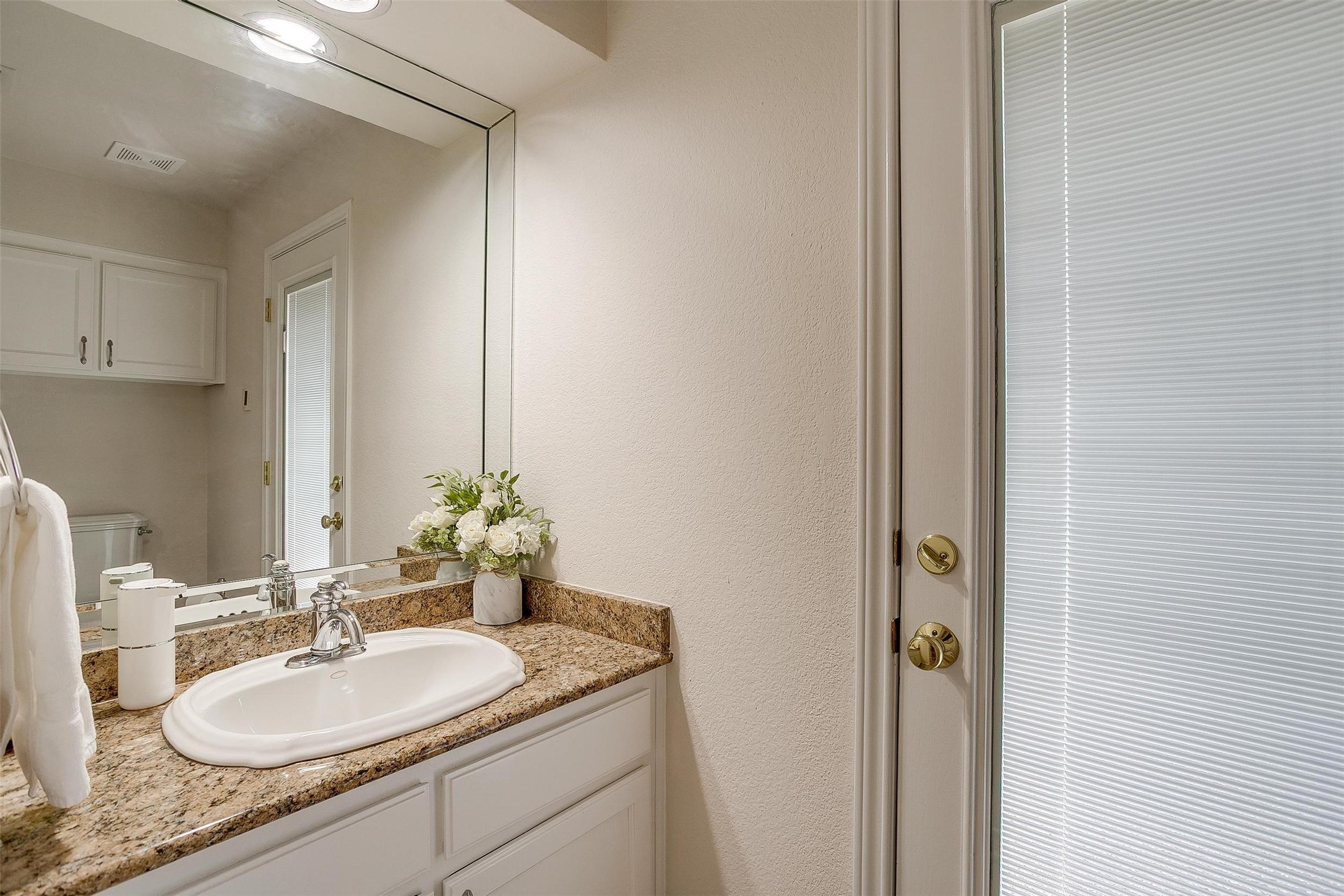 8921 Crest Ridge Drive