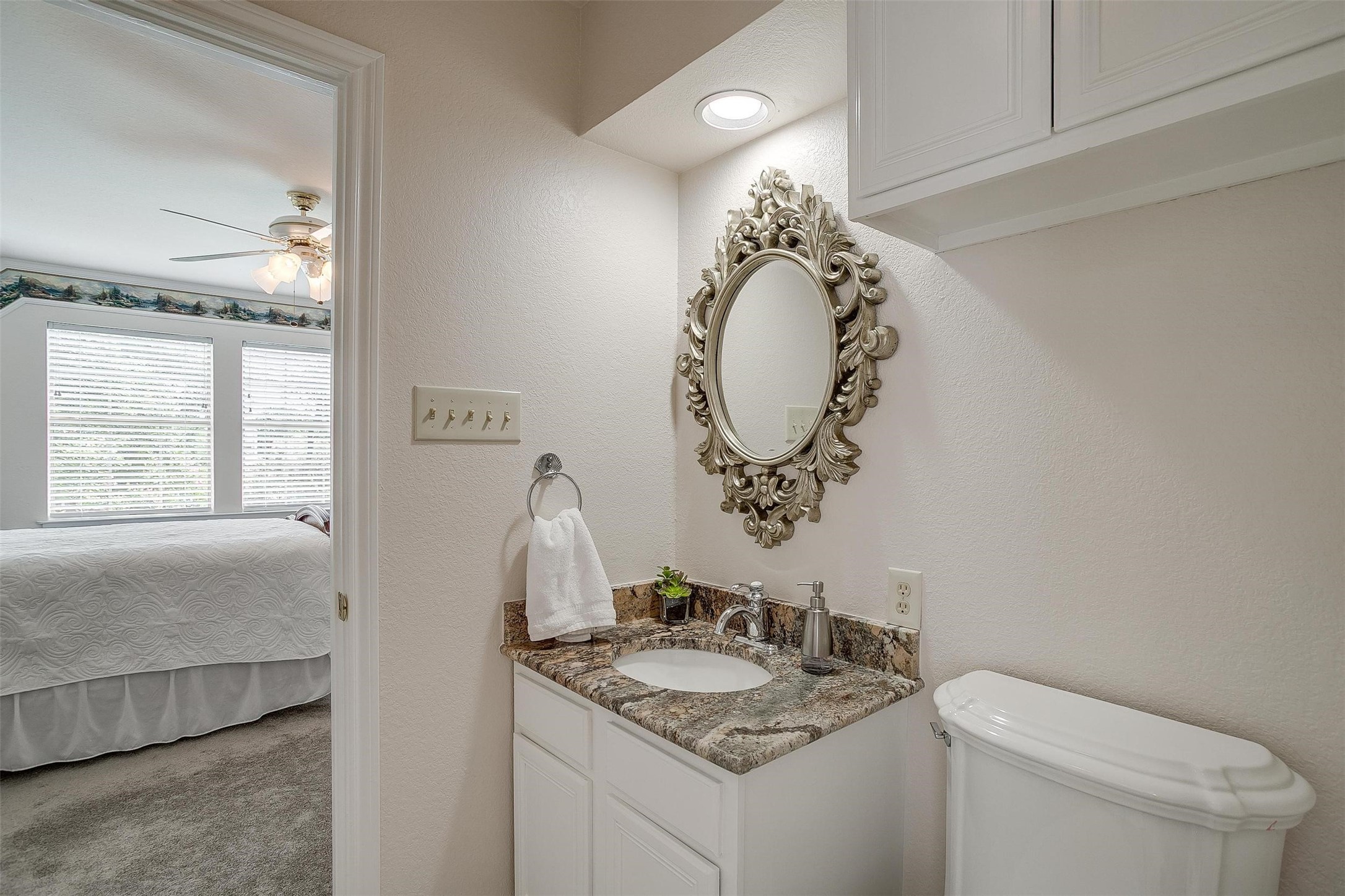 8921 Crest Ridge Drive