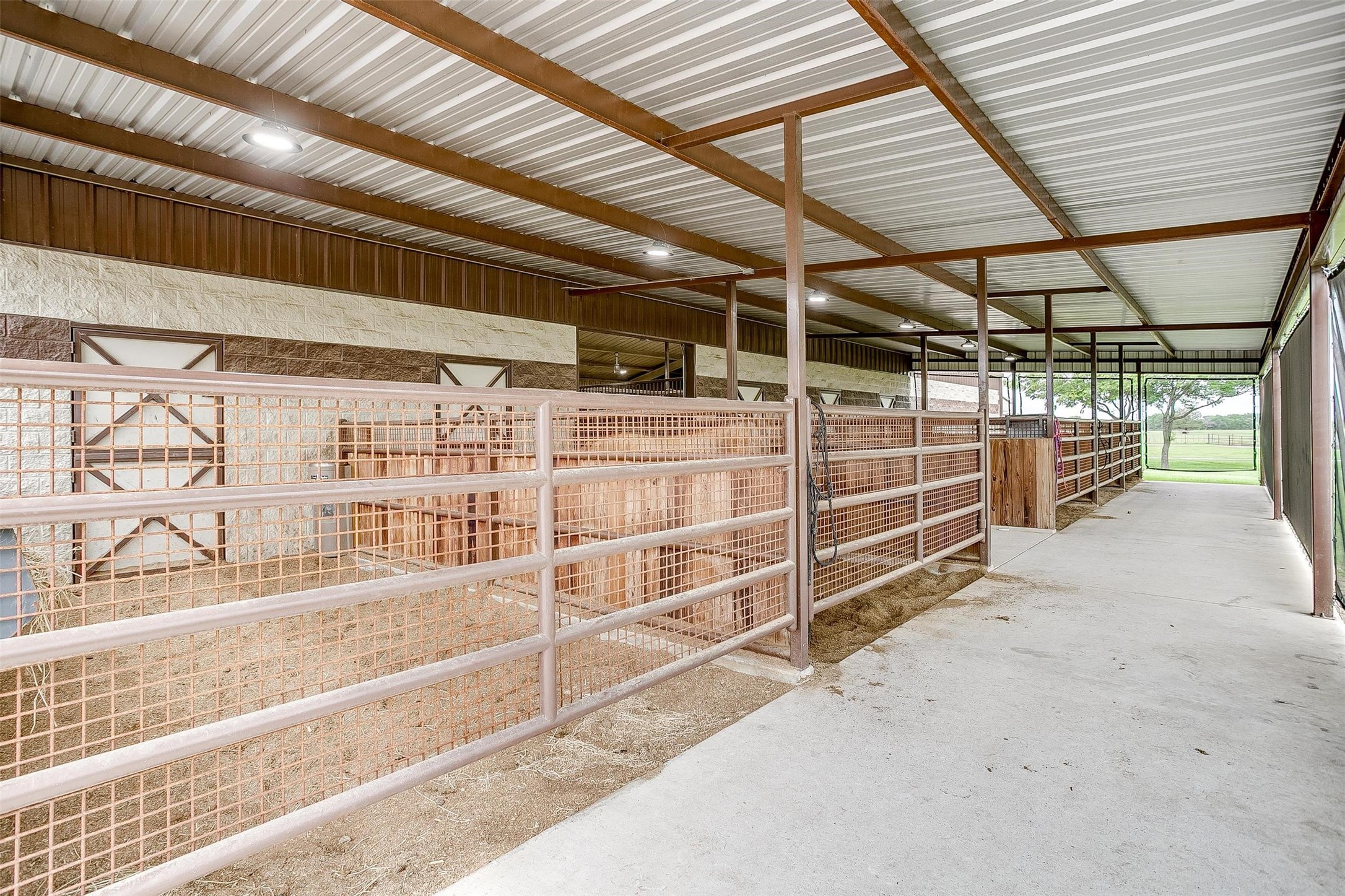 390 Chisum Trail Road