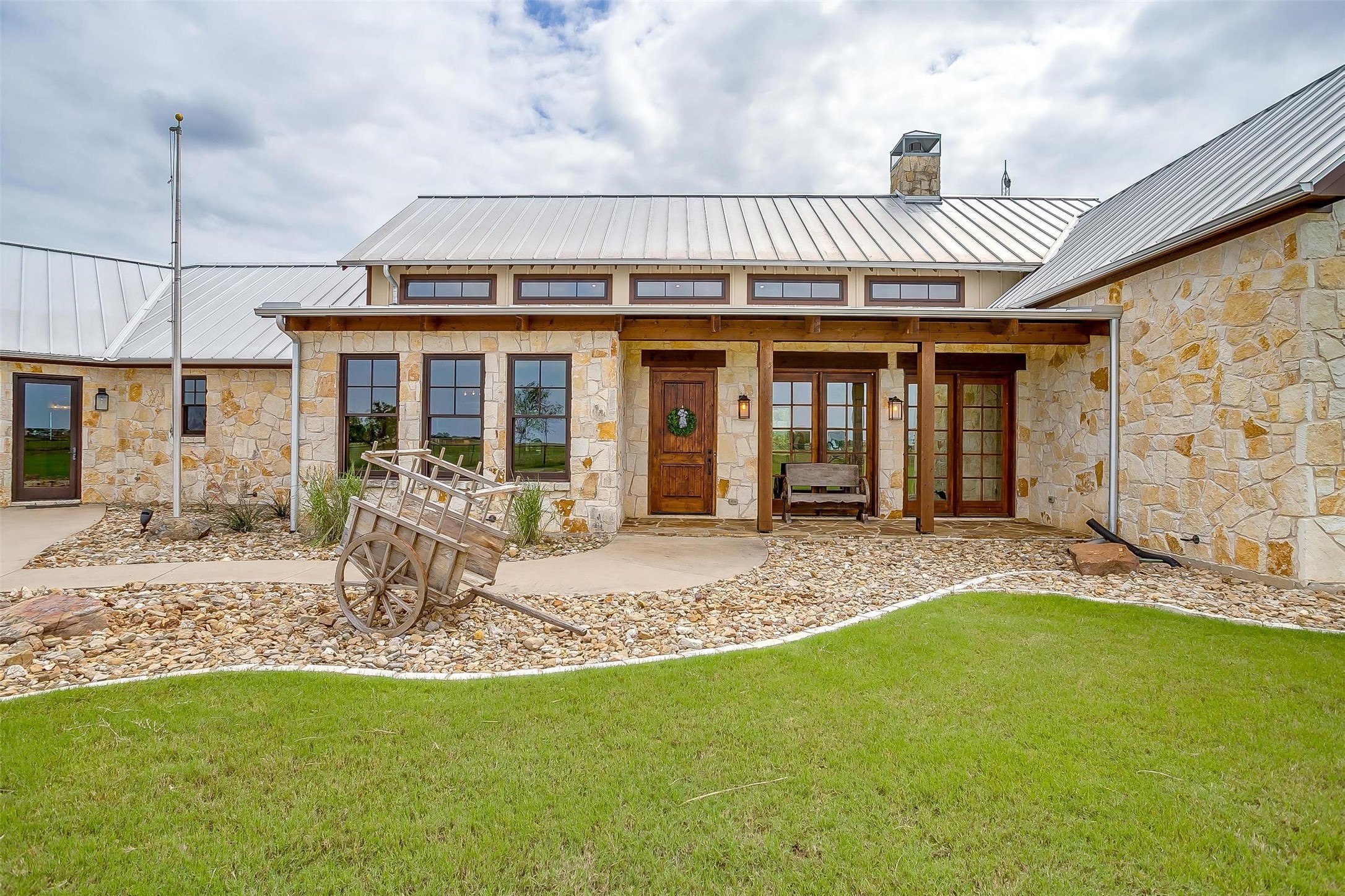 390 Chisum Trail Road