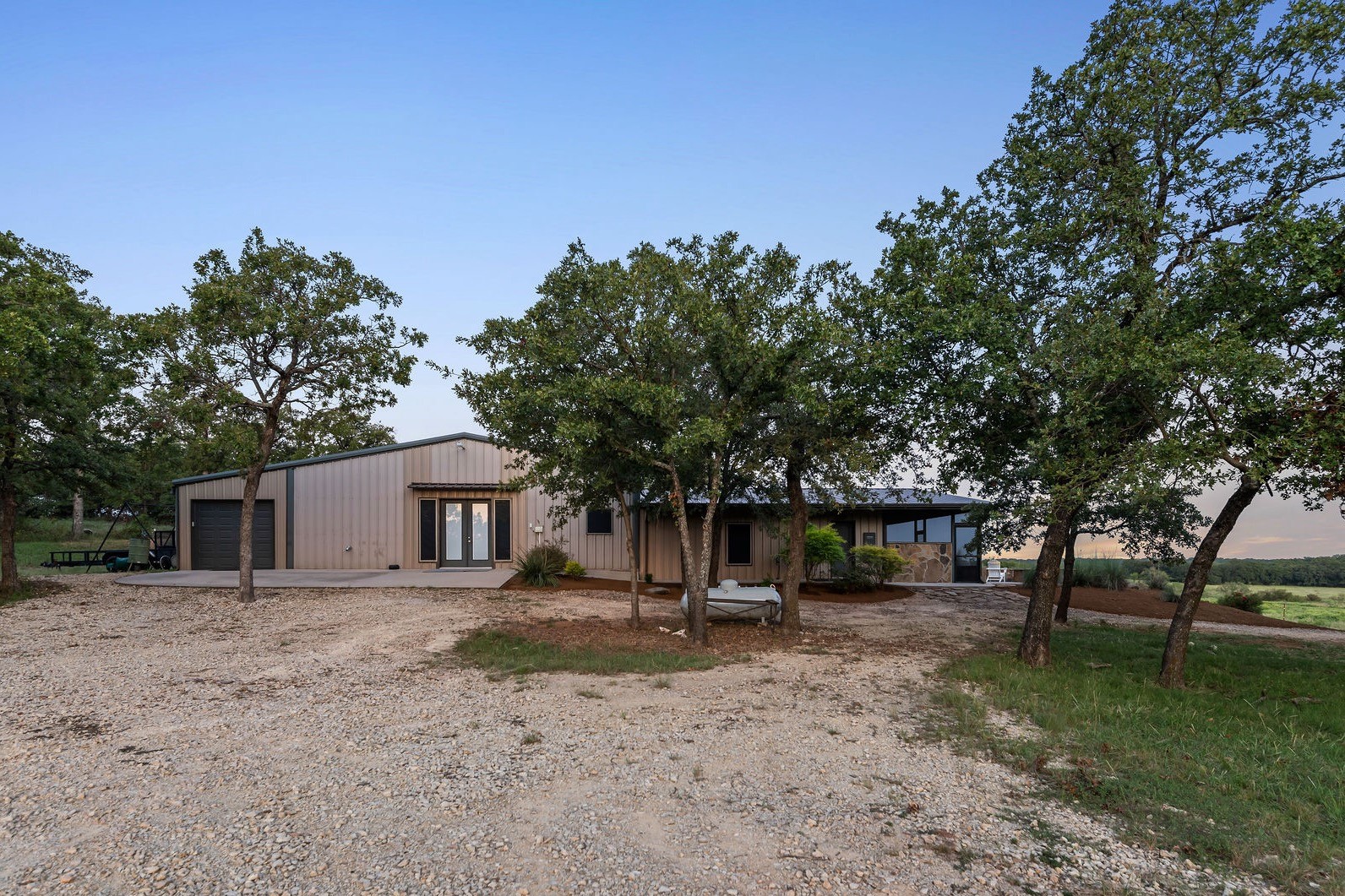 3773 Cottonwood Creek Road