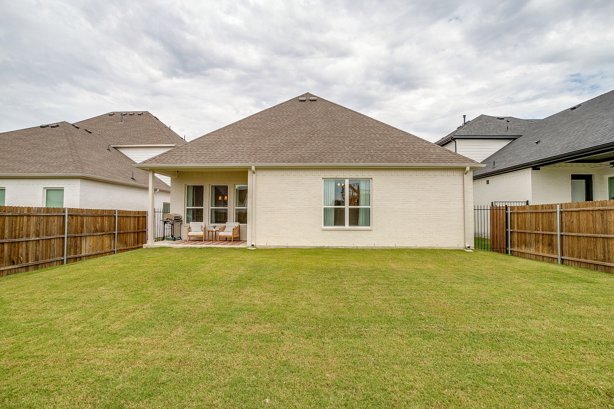 229 Observation Drive N