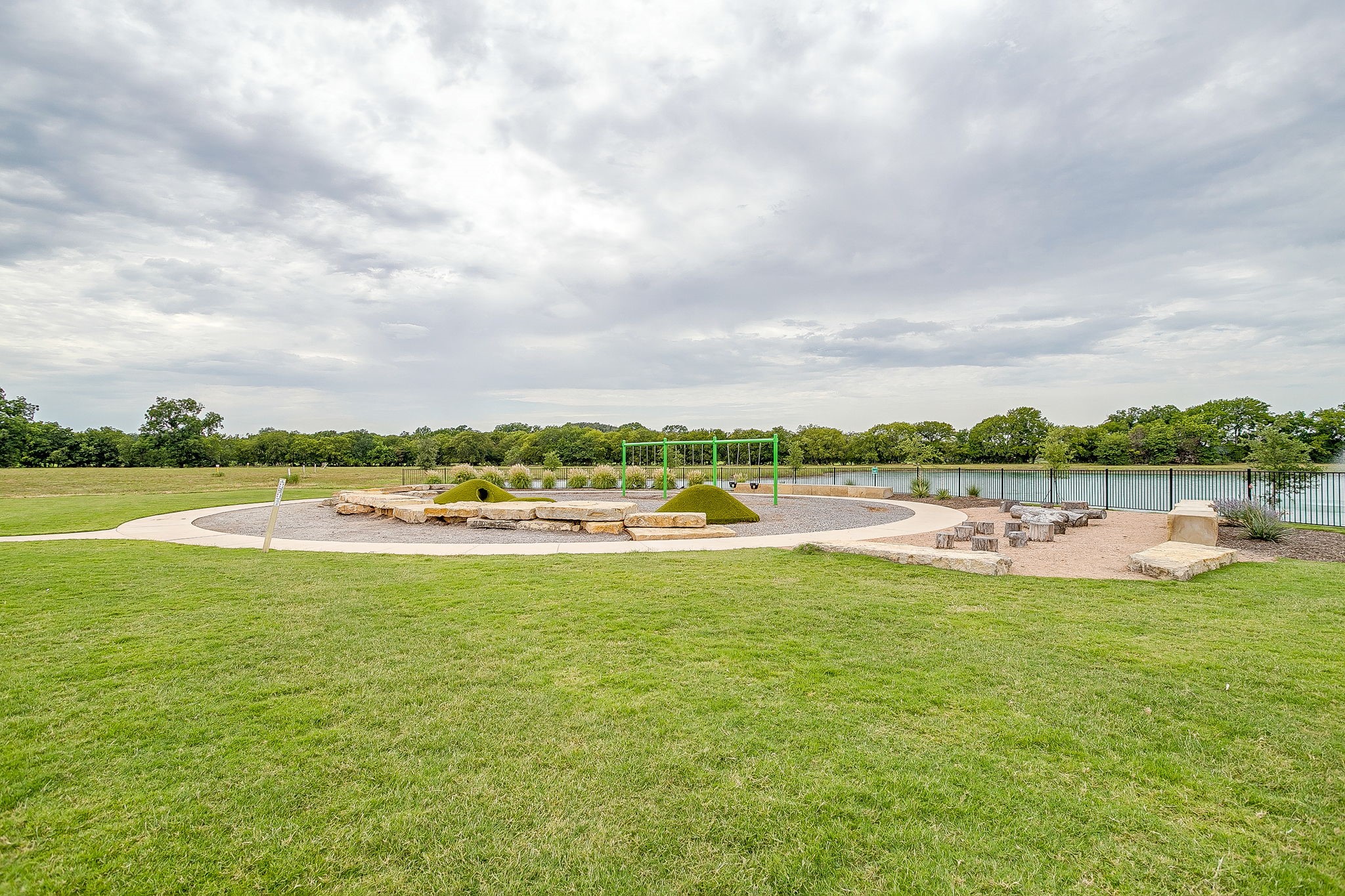 229 Observation Drive N