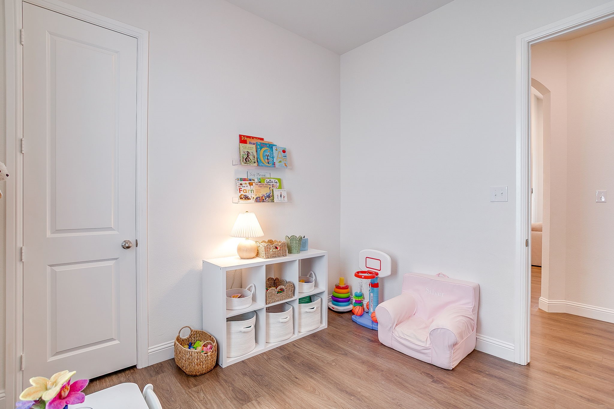 229 Observation Drive N