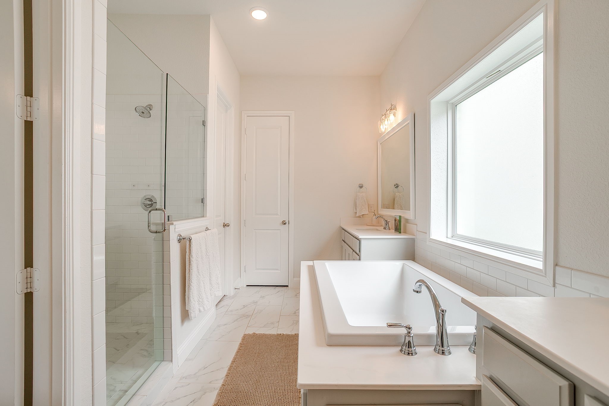 229 Observation Drive N