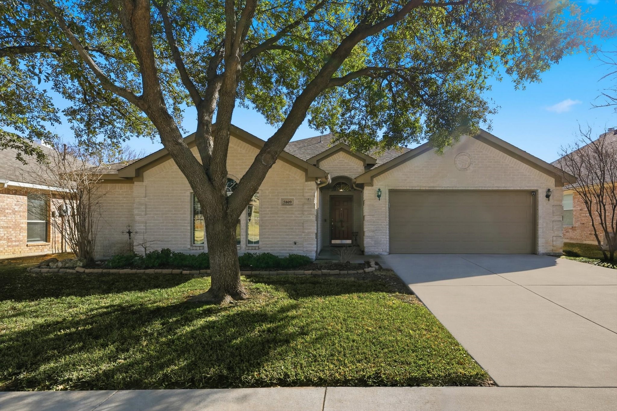 5809 Parkplace Drive