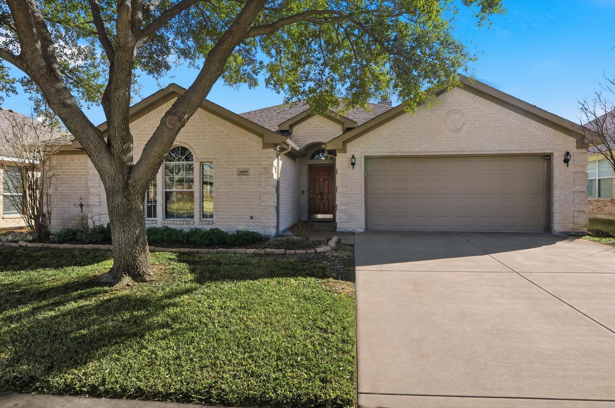 5809 Parkplace Drive