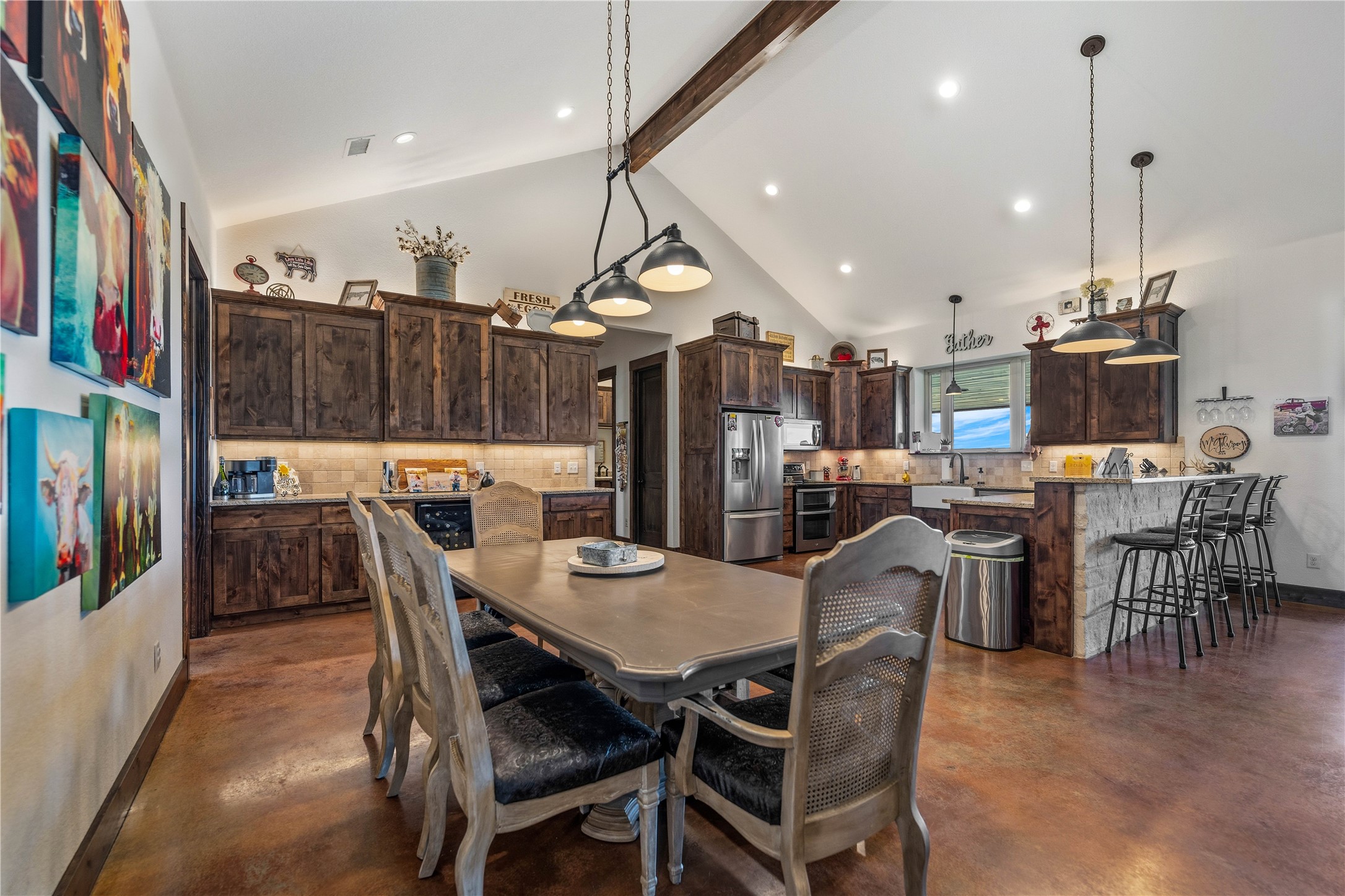 124 Private Road 3209