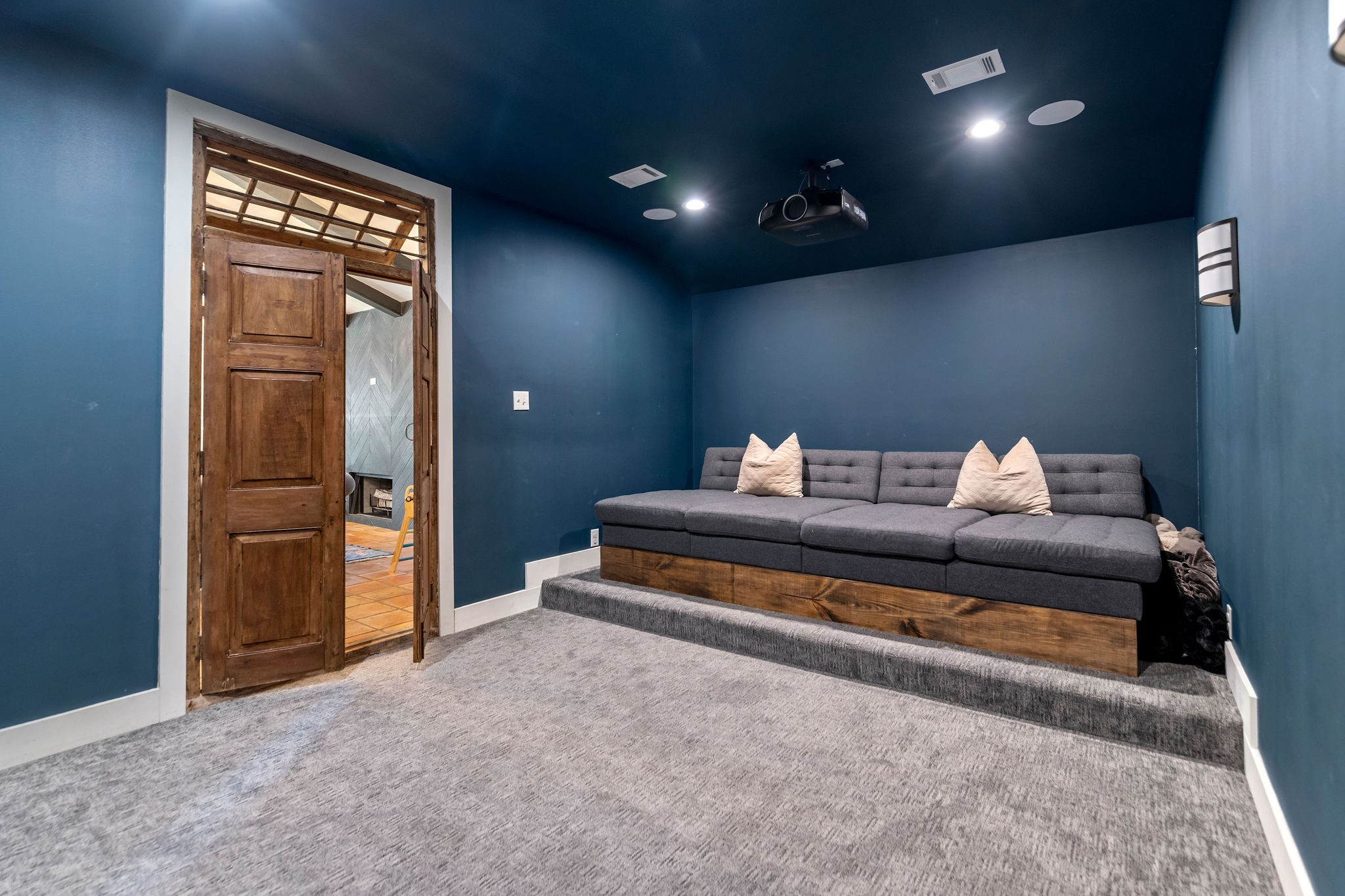 6658 Mike Lane Court