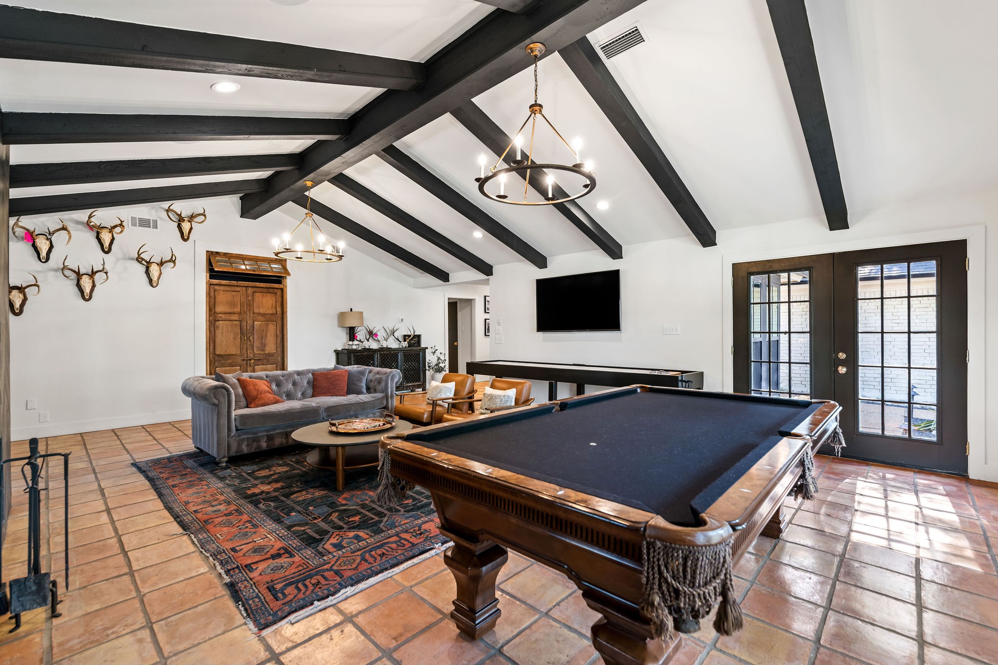 6658 Mike Lane Court