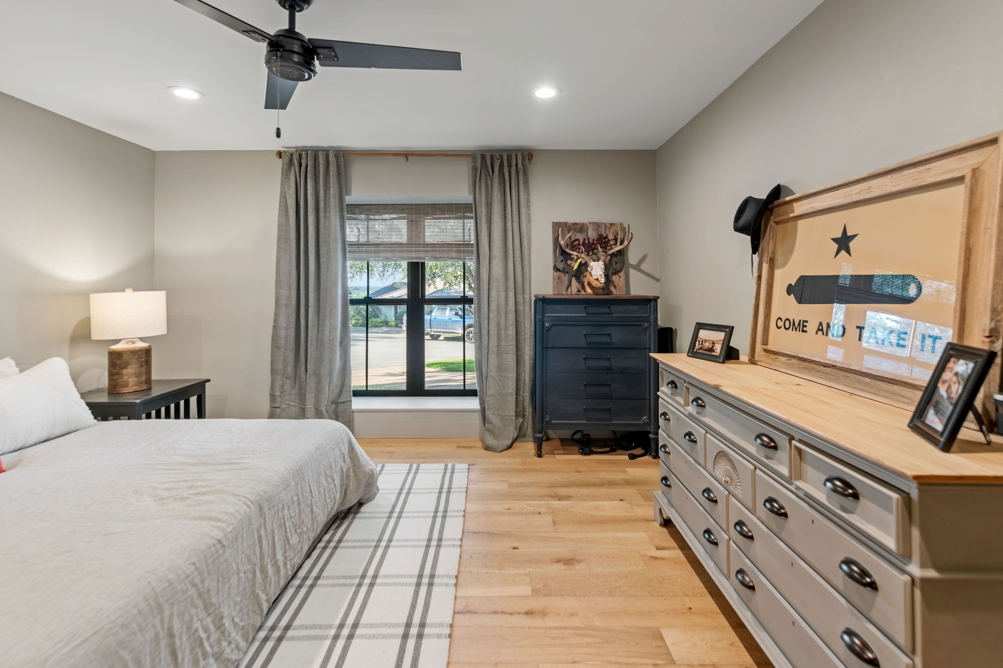 6658 Mike Lane Court