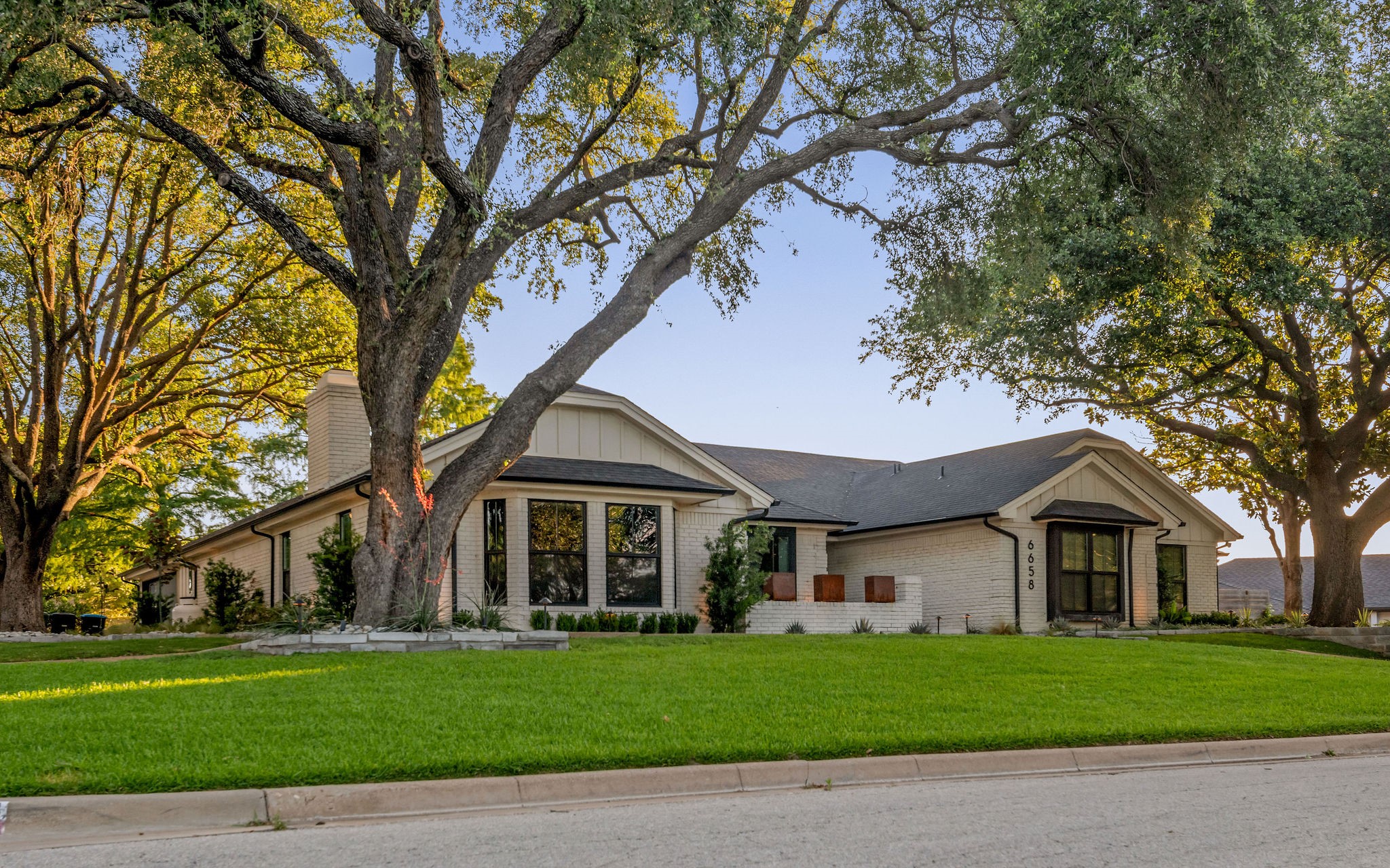 6658 Mike Lane Court