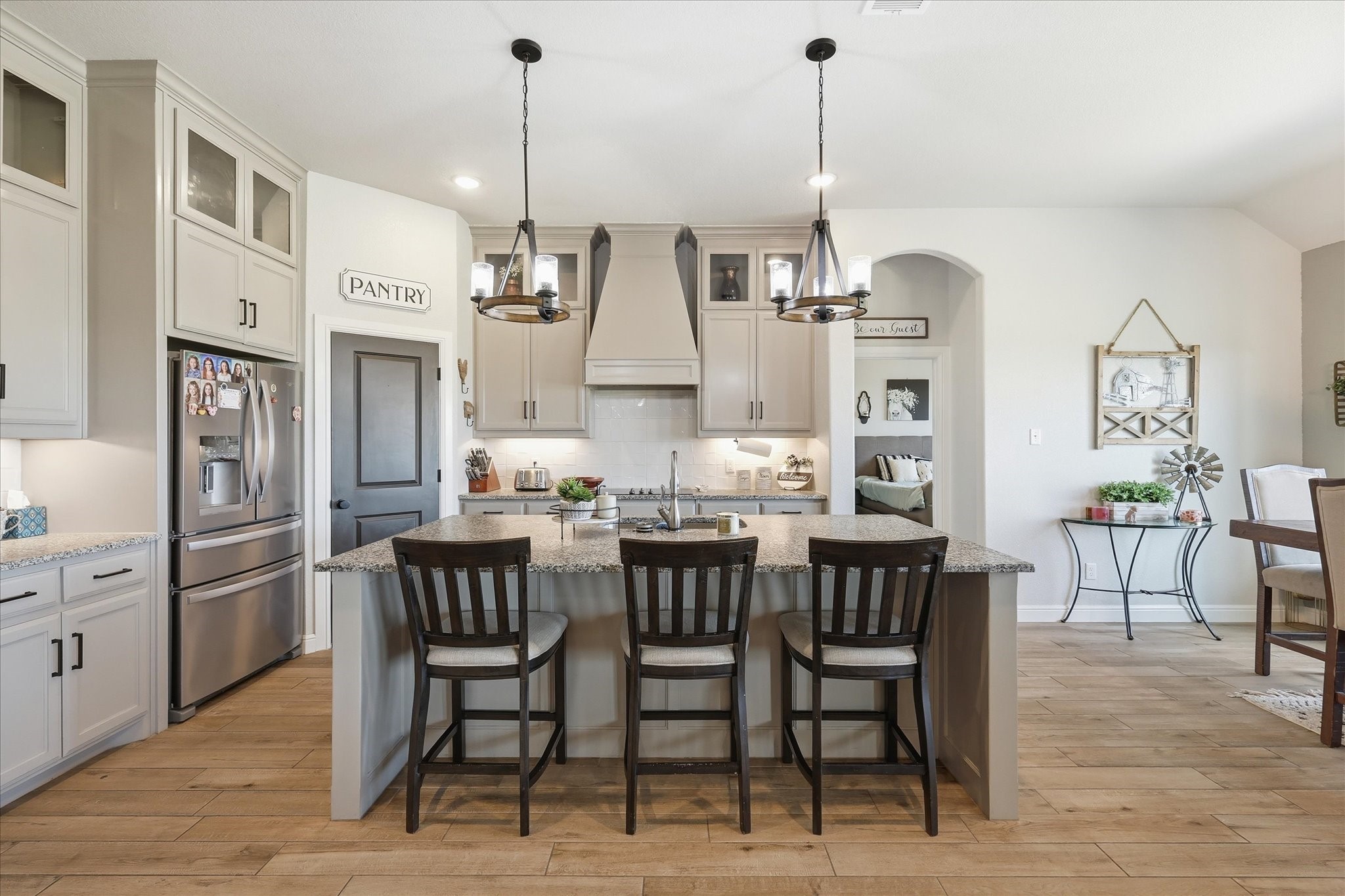 6929 Veal Station Road