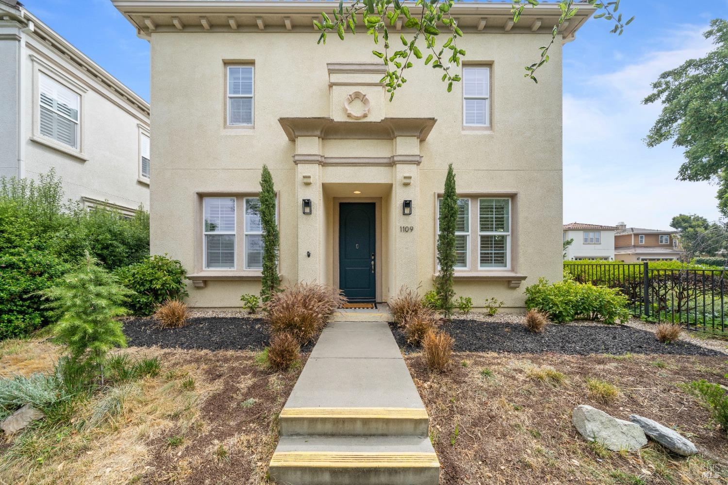 1109 Flagship Drive
