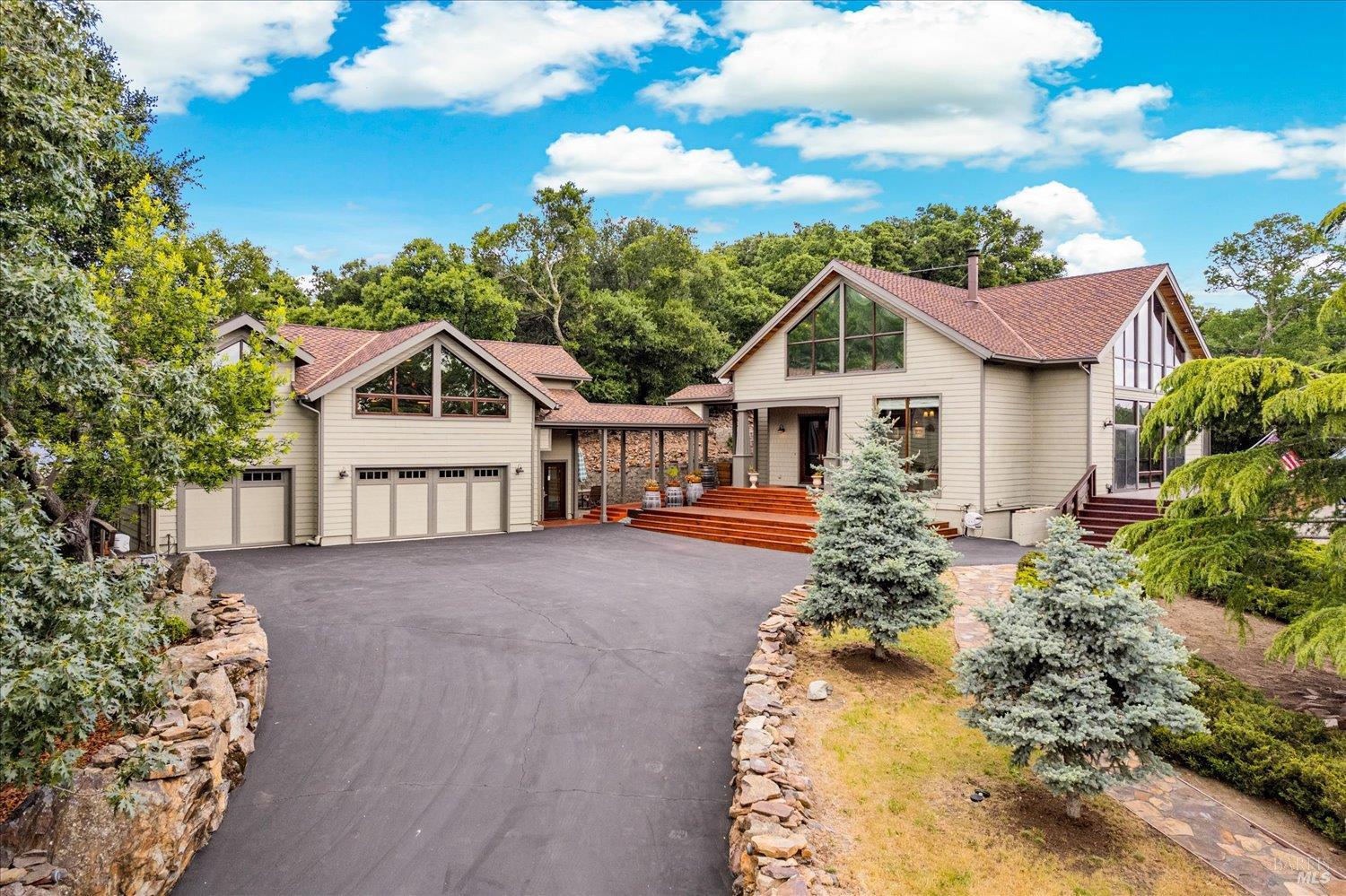 303 Mctavish Court Unit: #A
