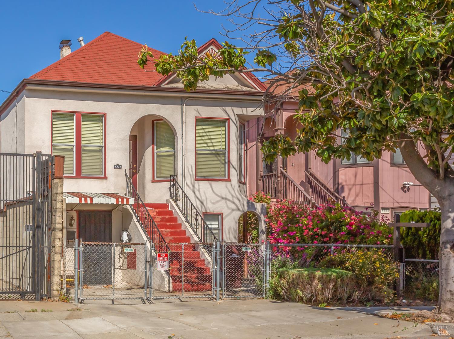3217 Helen Street