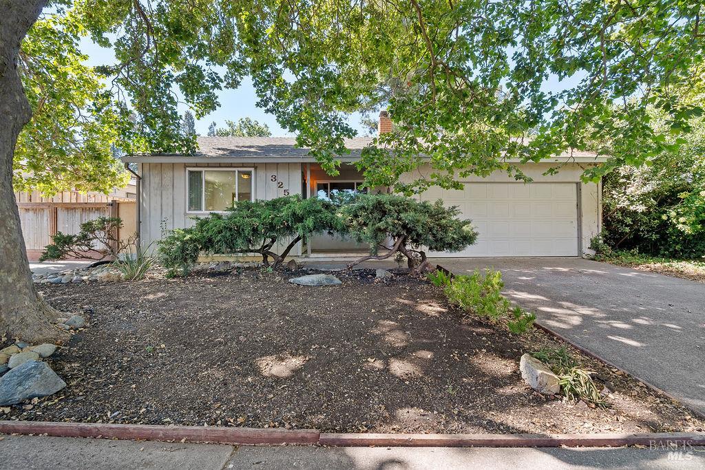 325 Cottonwood Drive