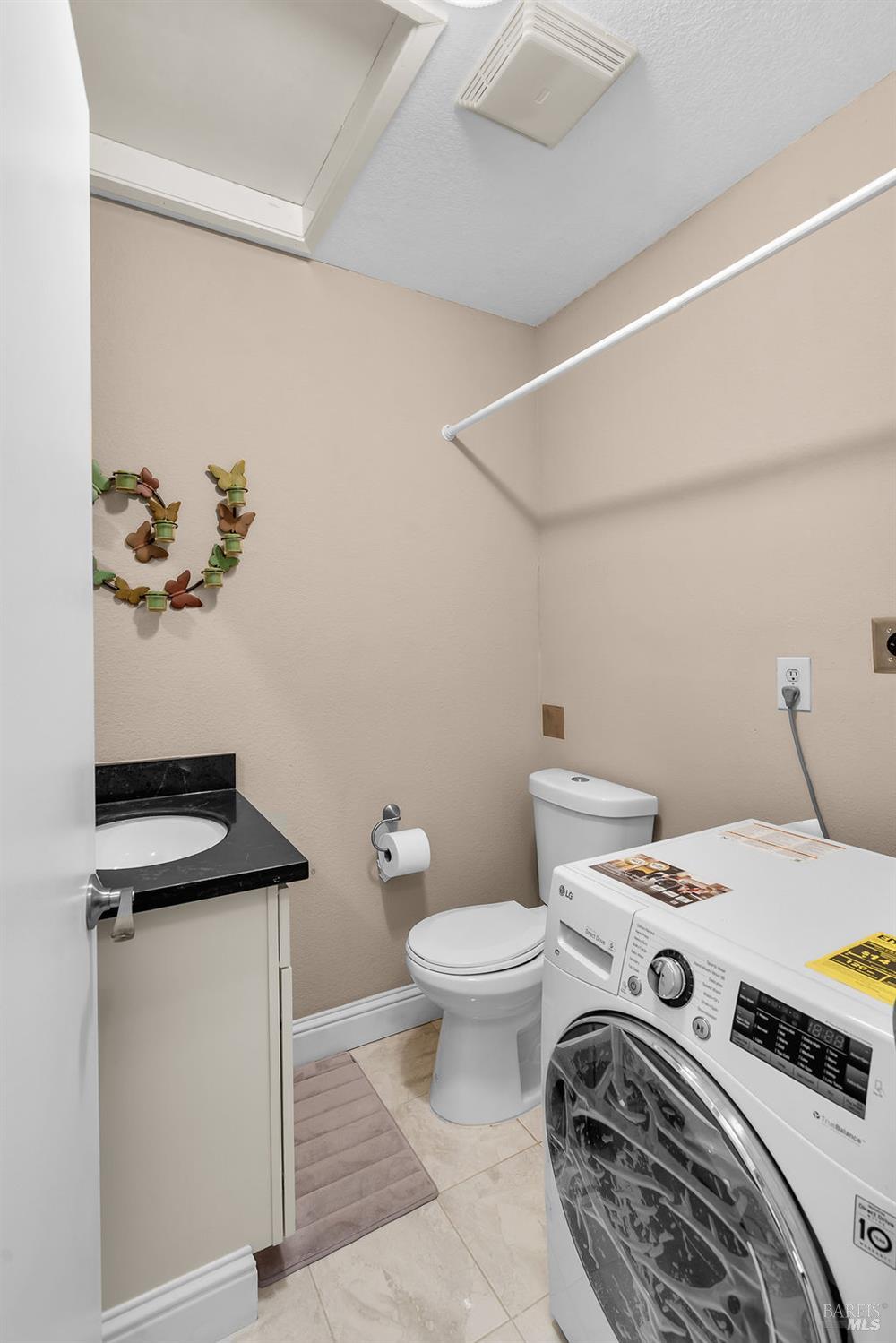 153 Bridlewood Court