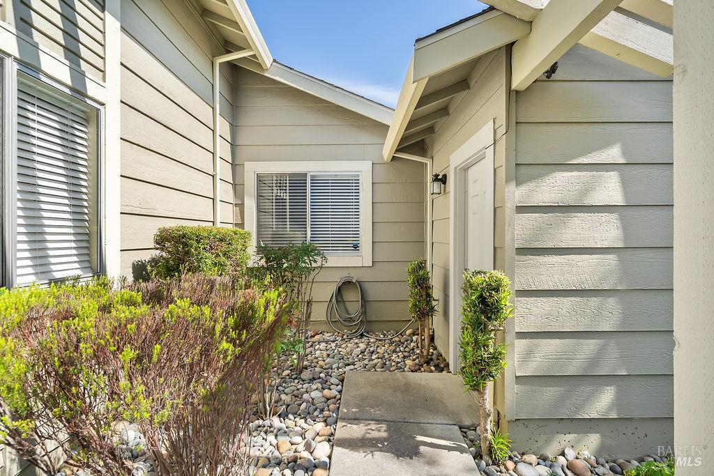 153 Bridlewood Court
