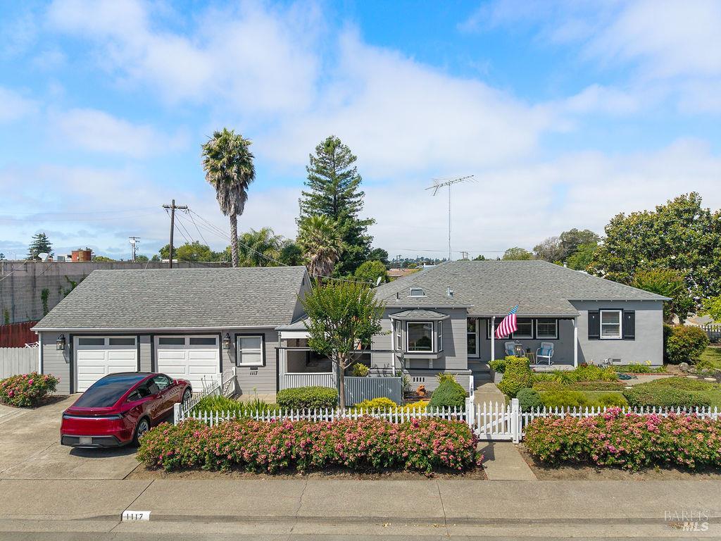 1117 Maple Avenue