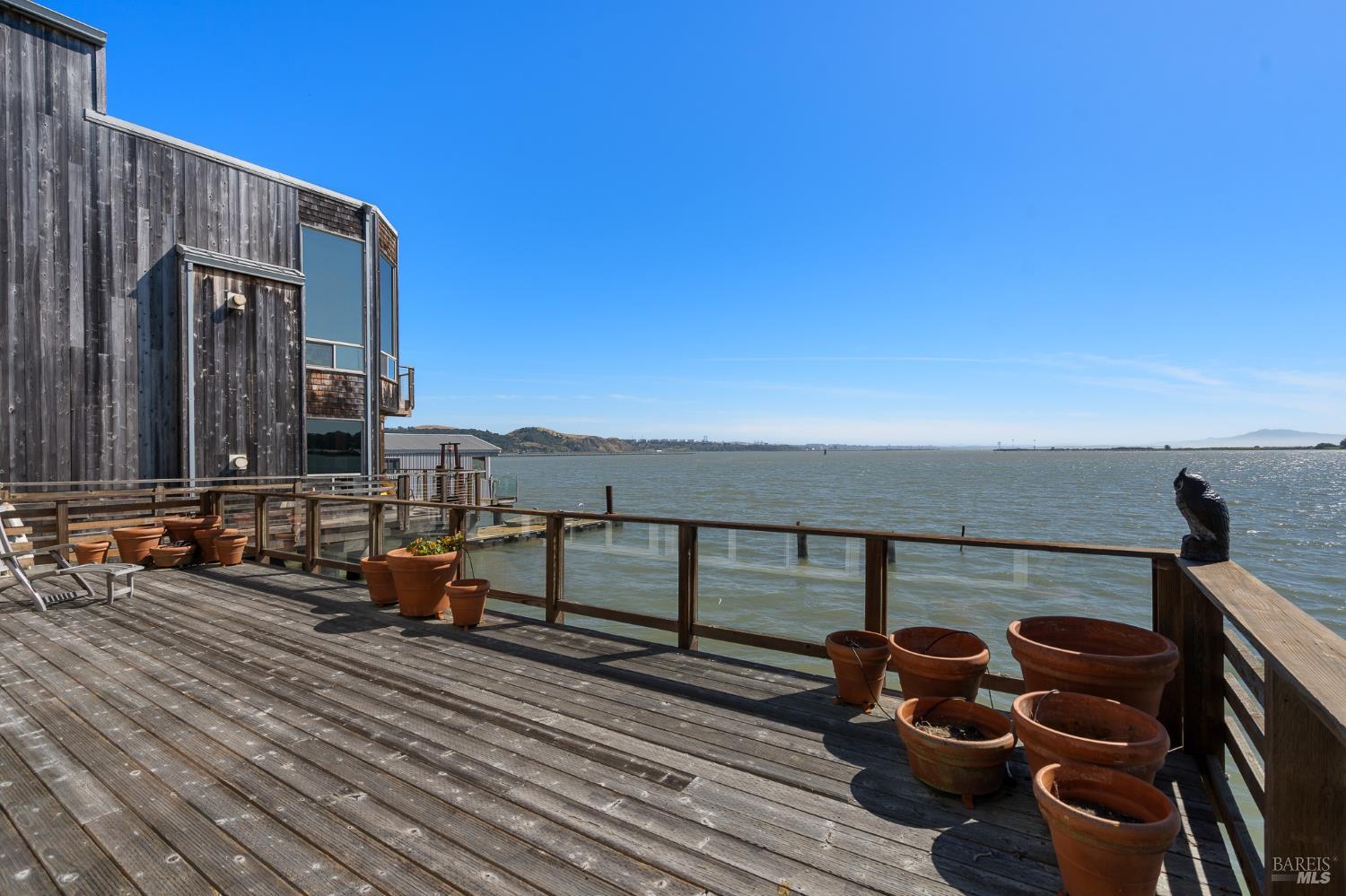2 Sandy Beach Road