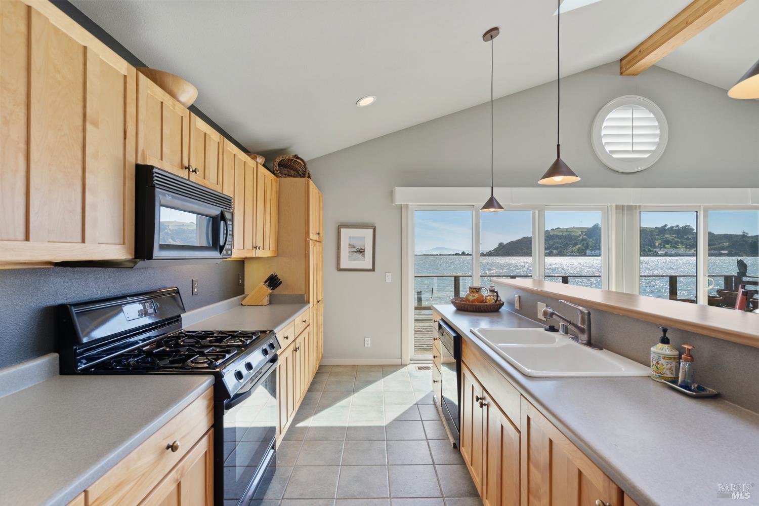 2 Sandy Beach Road