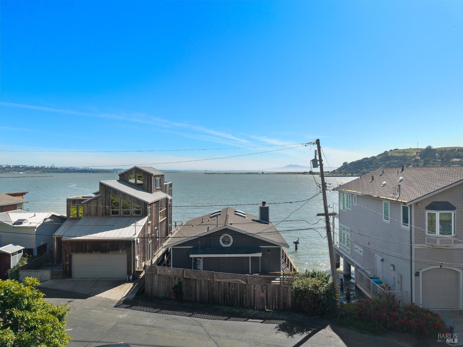 2 Sandy Beach Road