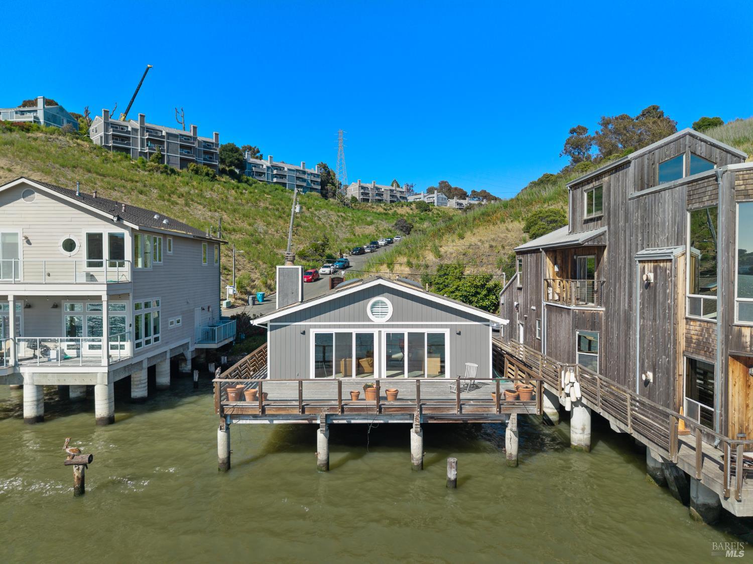 2 Sandy Beach Road