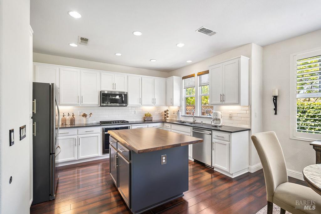 8424 Bennington Court