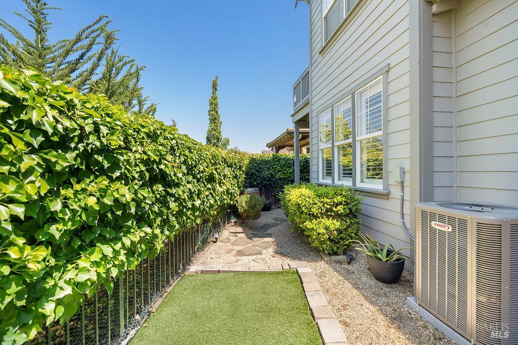 8424 Bennington Court