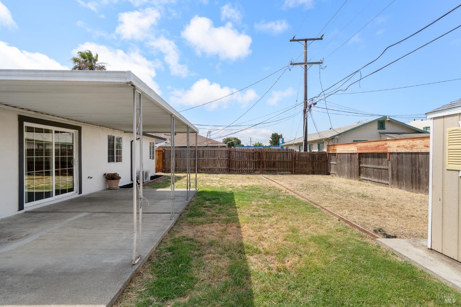 711 Warford Avenue