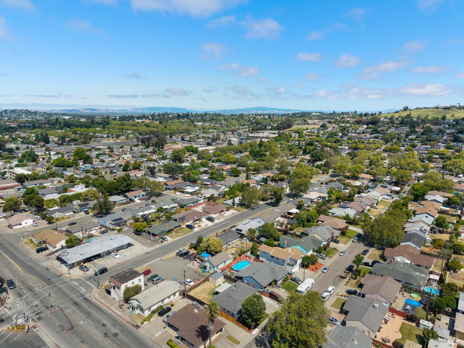 711 Warford Avenue