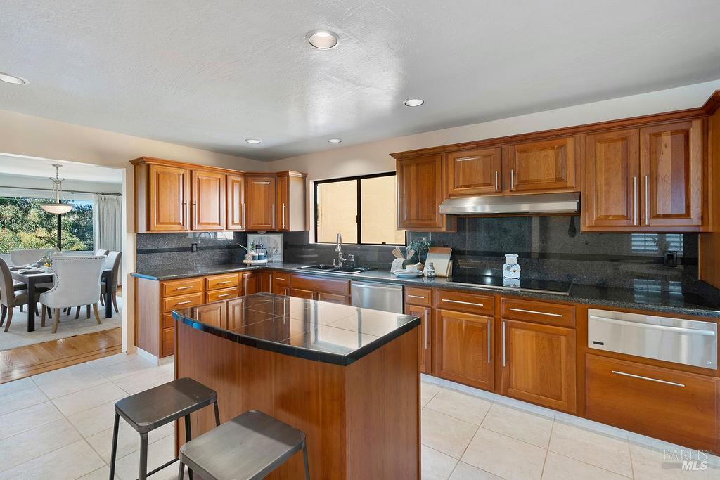 112 Serra Drive