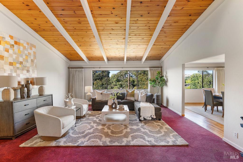 112 Serra Drive