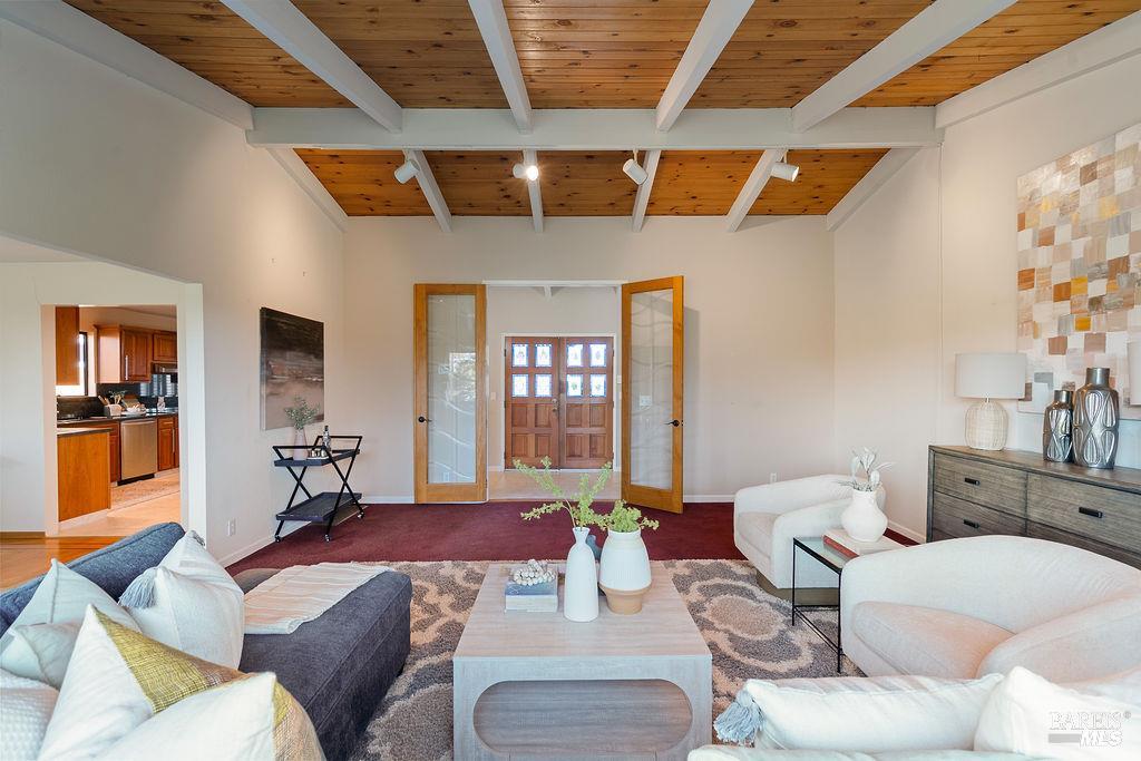 112 Serra Drive