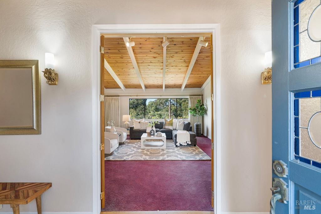 112 Serra Drive