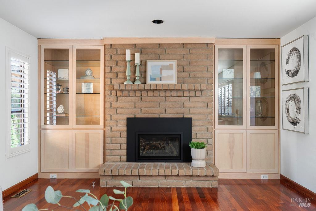 112 Serra Drive