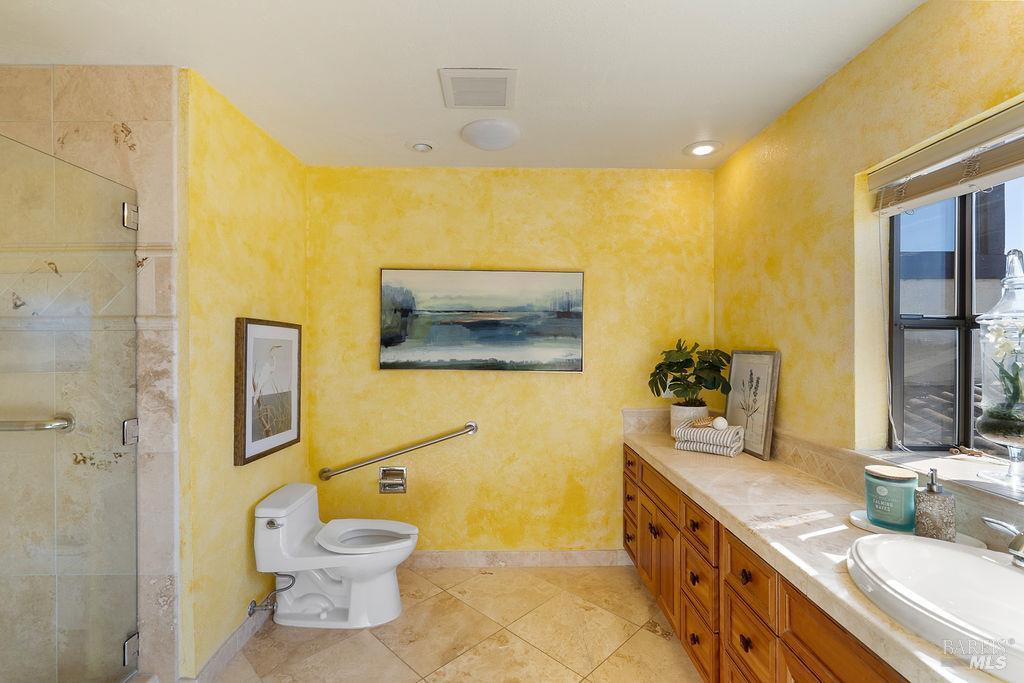112 Serra Drive
