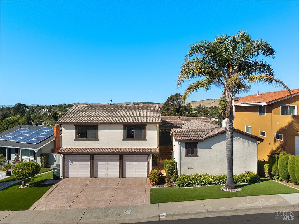 112 Serra Drive