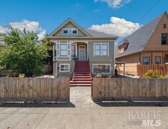 725 Louisiana Street