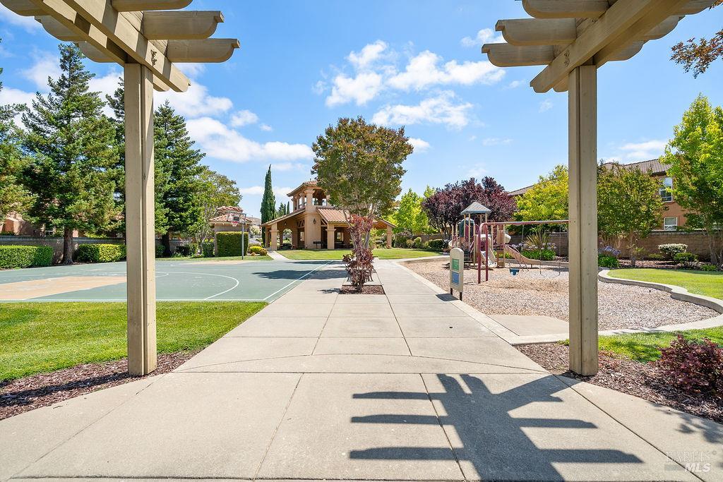 8508 Felino Court
