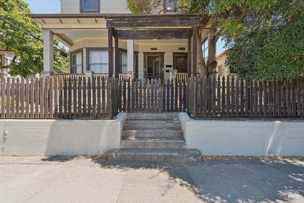 1112 Marin Street