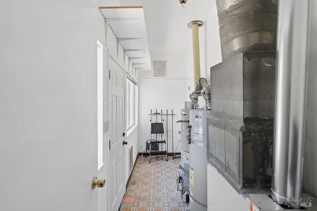 1112 Marin Street