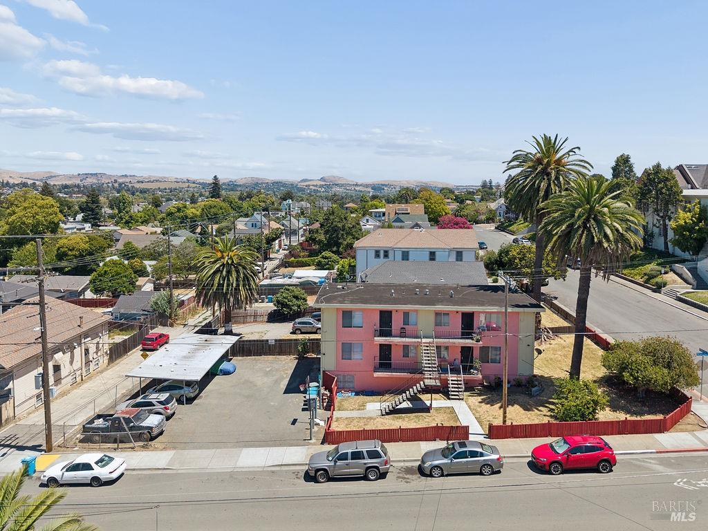 900 Santa Clara Street