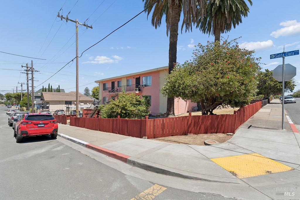 900 Santa Clara Street