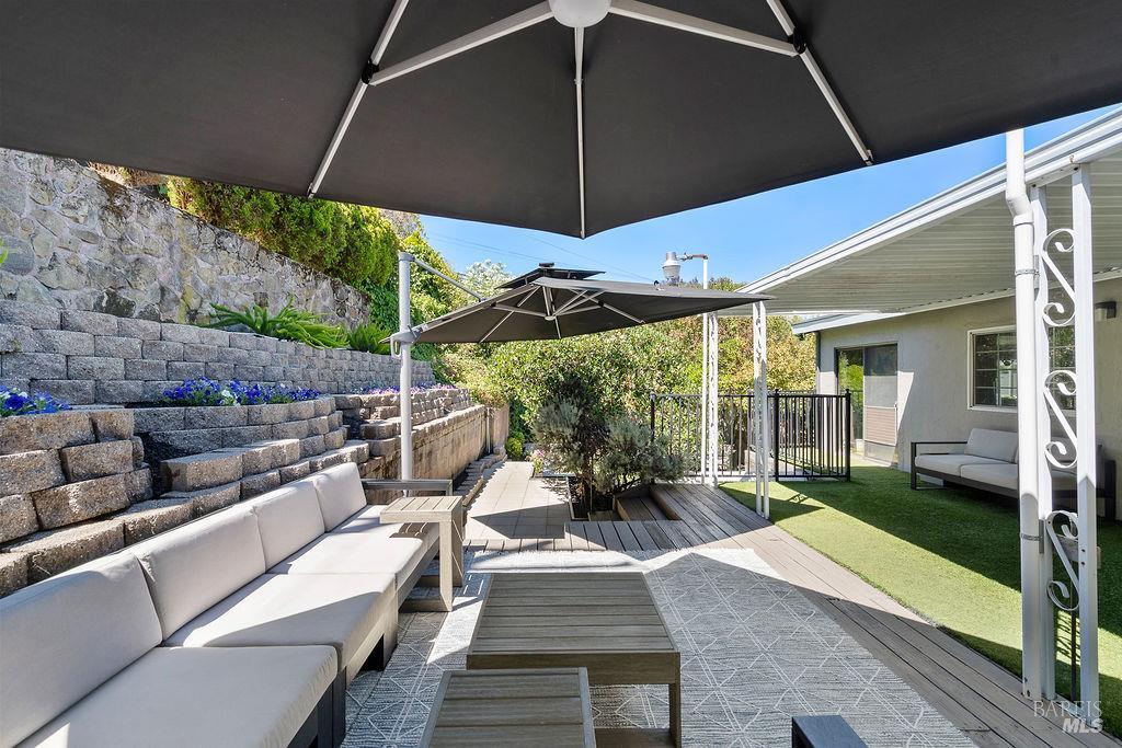 25 Sereno Place